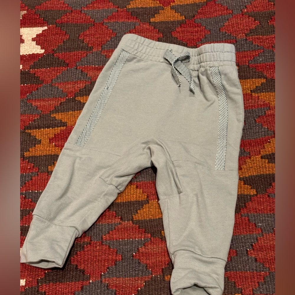 NWOT Tommy Bahama baby pants